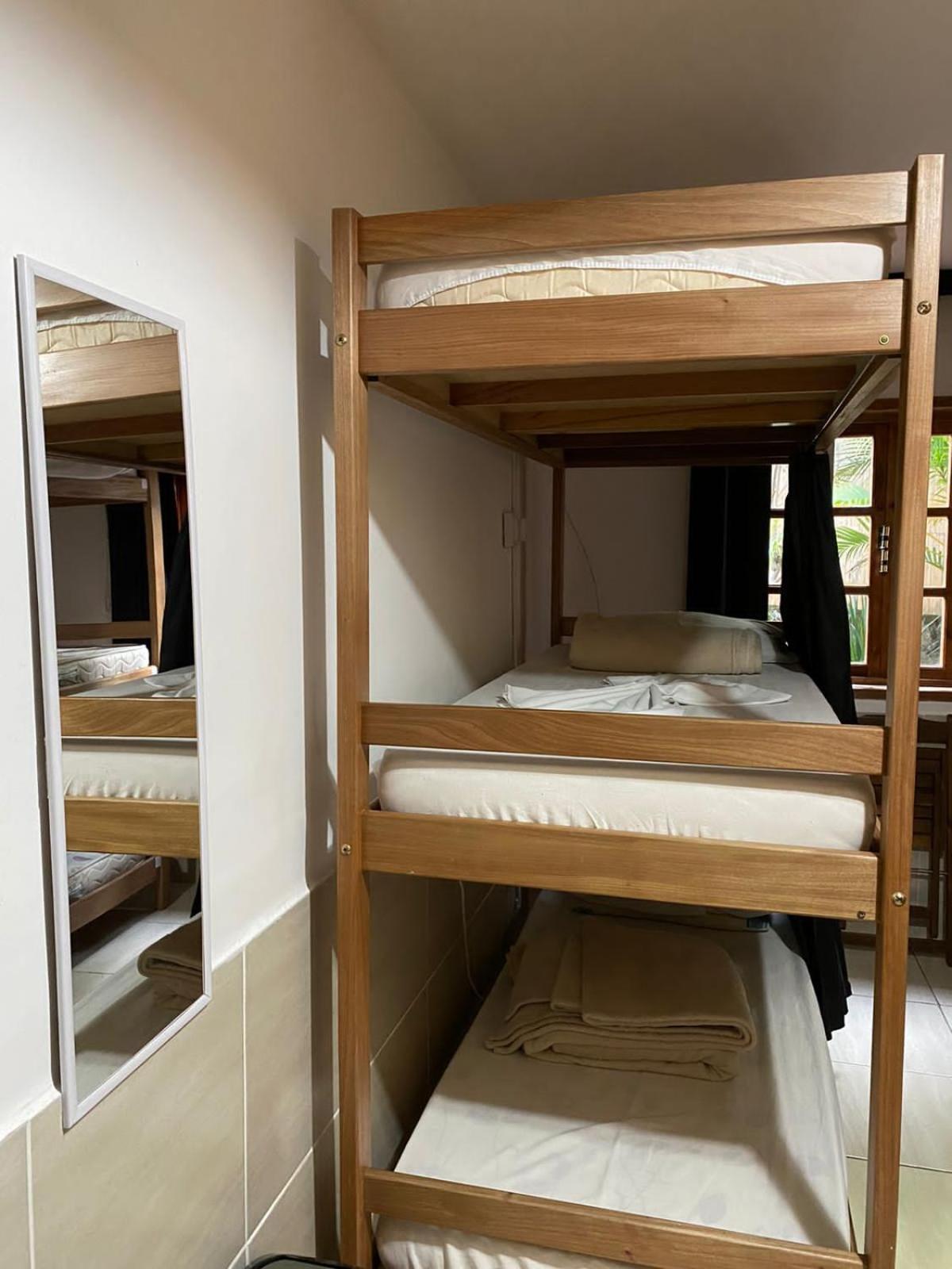 Village Hostel *
